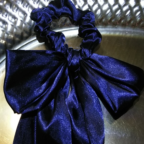 💐NEW 2 PIECE SET... SATINY 2 WAY HAIR ACCESSORY - Picture 4 of 6